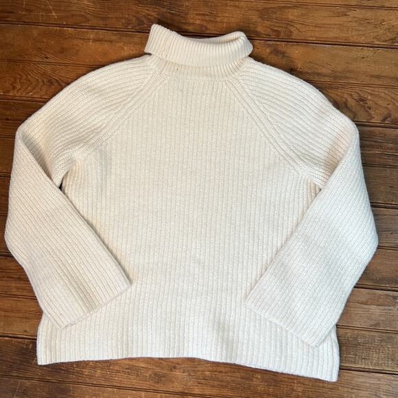 Aritzia Wilfred high neck wool chunky cropped sweater cream size small - Picture 7 of 7